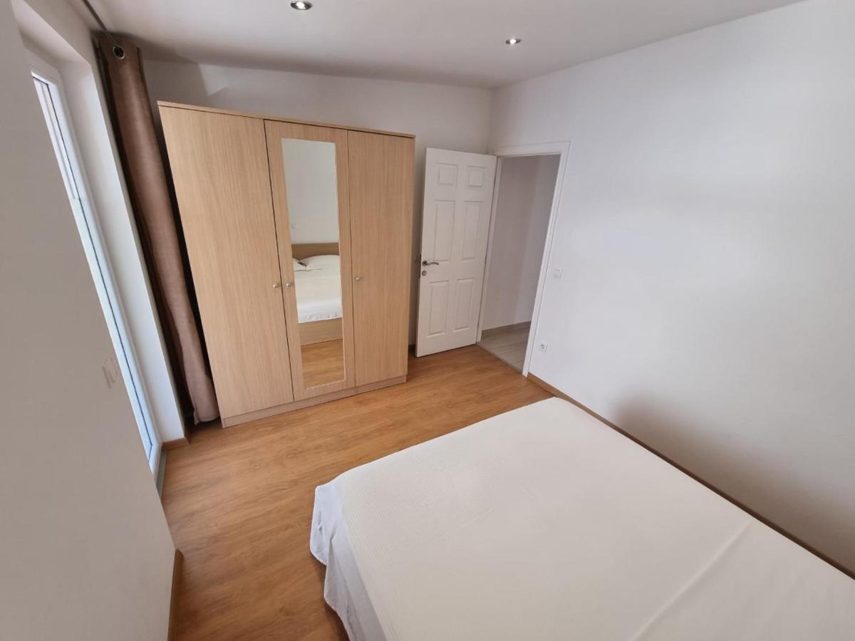 מאקרסקה Apartment Furulund מראה חיצוני תמונה